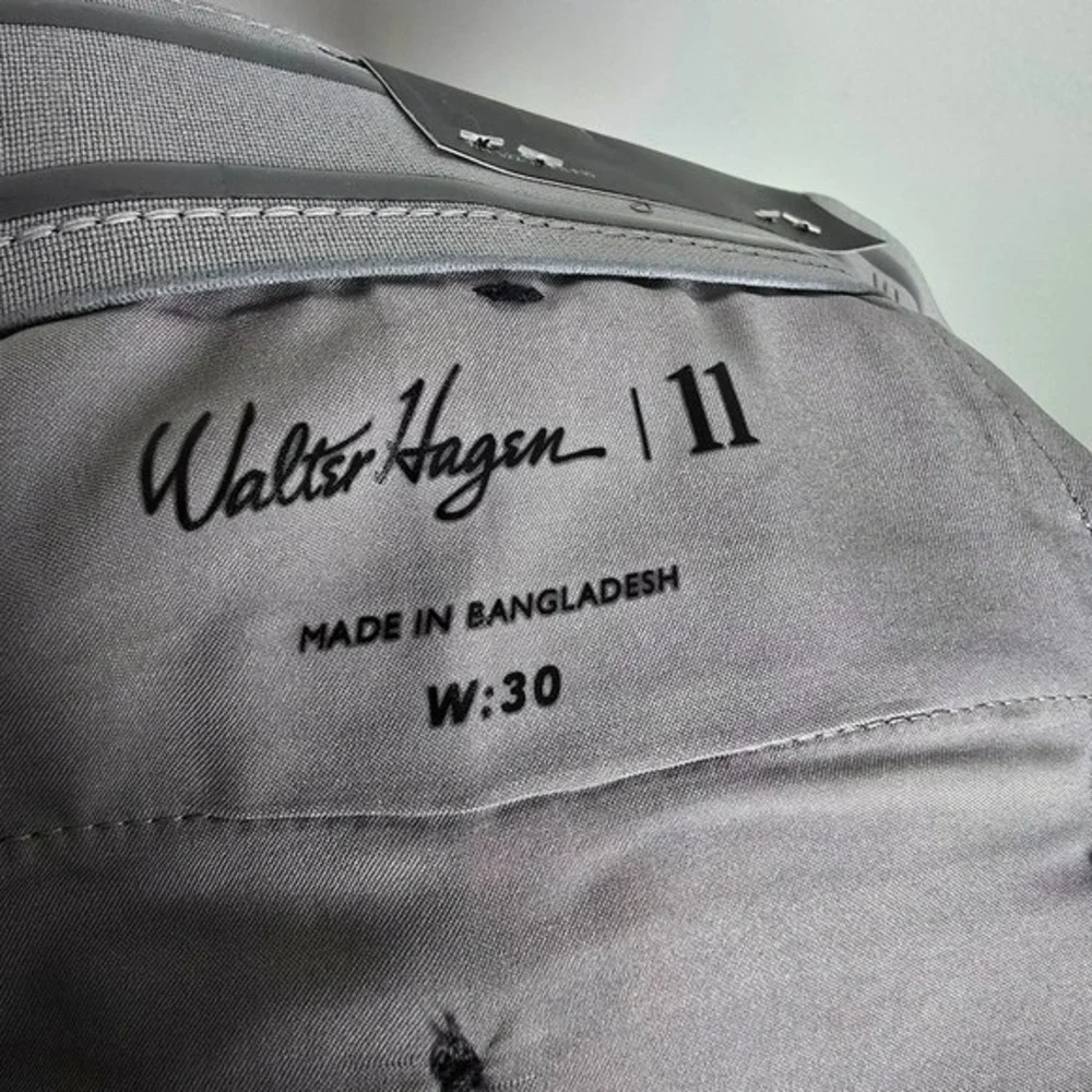 Walter Hagen NEW Perfect 11 Flat Front Palm Navy Blue Golf Shorts Mens SZ 30